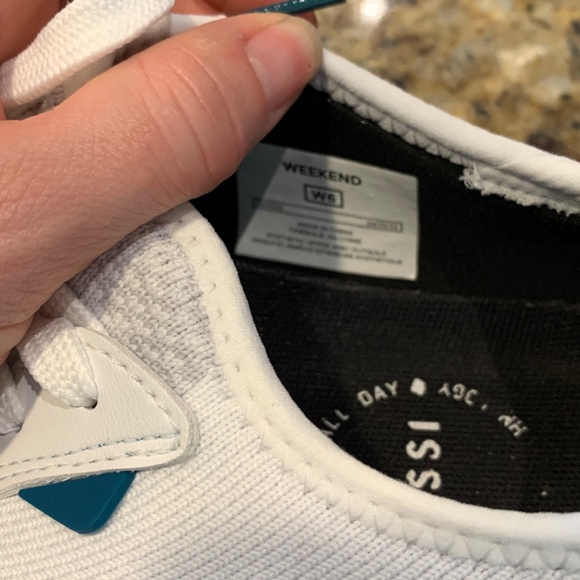 Vessi Weekend Waterproof Sneaker W6 - Picture 2 of 4